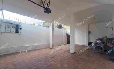 Vendo Casa en Urdesa central
