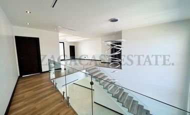 RESIDENCIA NUEVA EN VENTA, UBICACION PRIVILEGIADA, LISTA PARA ESTRENAR