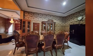 Dijual rumah modern minimalis 2 lantai, lokasi strategis, full furnish