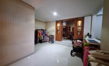 Dijual rumah modern minimalis 2 lantai, lokasi strategis, full furnish