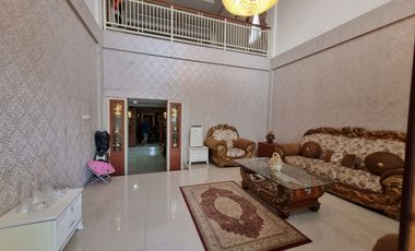 Dijual rumah modern minimalis 2 lantai, lokasi strategis, full furnish