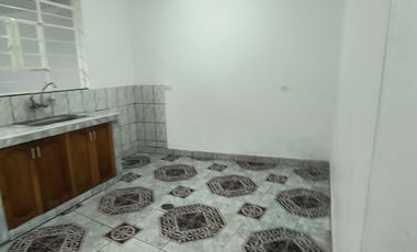 VENTA DE CASITA EN LA PERLA CALLAO a un paso de SAN MIGUEL…