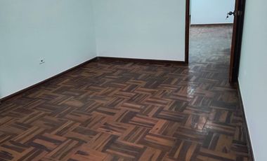 VENTA DE CASITA EN LA PERLA CALLAO a un paso de SAN MIGUEL…