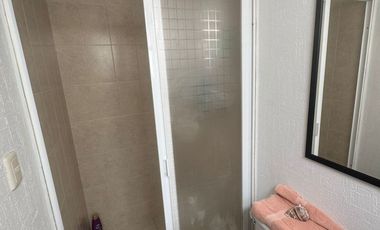 SE VENDE BONITO DEPARTAMENTO A UNA CUADRA DE MUNDO E