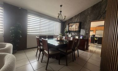 SE VENDE BONITO DEPARTAMENTO A UNA CUADRA DE MUNDO E