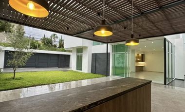 CASA EN VENTA EN LOMAS ALTAS