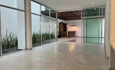 CASA EN VENTA EN LOMAS ALTAS