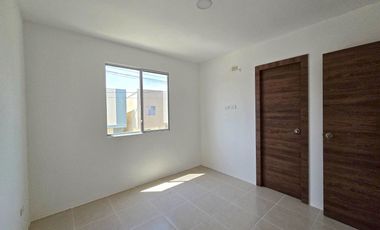 Alquiler de Casa de Estreno, 3 Dormitorios, 2 Pisos - Urbanización Villa Geranio 4, Vía a La Costa, Vía a Chongón