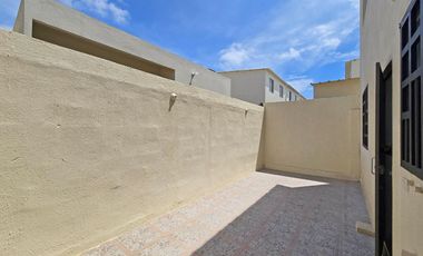 Alquiler de Casa de Estreno, 3 Dormitorios, 2 Pisos - Urbanización Villa Geranio 4, Vía a La Costa, Vía a Chongón