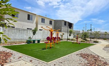 Alquiler de Casa de Estreno, 3 Dormitorios, 2 Pisos - Urbanización Villa Geranio 4, Vía a La Costa, Vía a Chongón