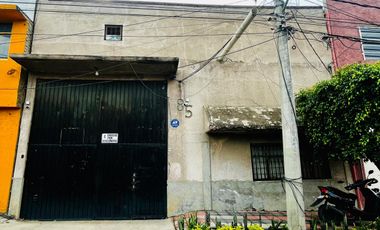 BODEGA (ACCESO A TRAILER) EN RENTA/VENTA EN IZTAPALAPA 800 M2