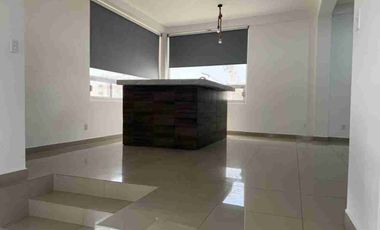 Amplia casa de 4 recamaras  en Privada  en Santa Fe