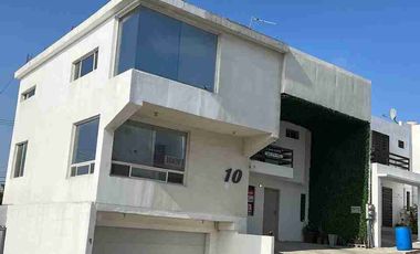 Amplia casa de 4 recamaras  en Privada  en Santa Fe