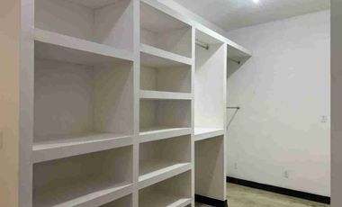 Amplia casa de 4 recamaras  en Privada  en Santa Fe