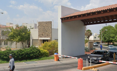 EXCELENTE CASA EN CONDOMINIO EN VENTA EN LA CALLE DE JAIME SABINES 3059 CASA-2-16 FRACCIONAMIENTO  NAPOLES SONTERRA EDO. QUERETARO