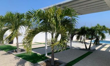 casa lujosa de venta en santa marianita manta B/L