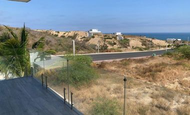 casa lujosa de venta en santa marianita manta B/L