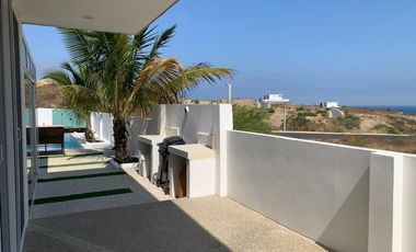 casa lujosa de venta en santa marianita manta B/L