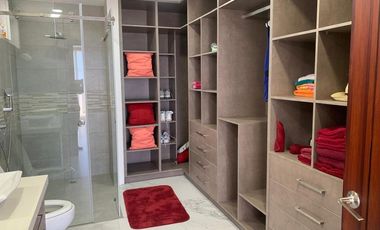 casa lujosa de venta en santa marianita manta B/L