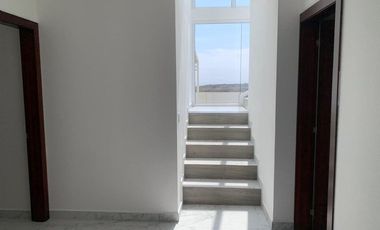 casa lujosa de venta en santa marianita manta B/L