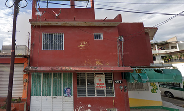 CASA HABITACION EXCELENTE UBICACION,  AV CIRCONIA N°197 LTE 1, MZA 5, SECC. D, FRACC. JARDINES DEL PEDREGAL, TUXTLA GUTI	JARDINES DEL PEDREGAL	TUXTLA