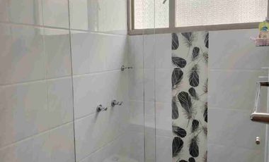 SE VENDE HERMOSA CASA RECIEN REMODELADA EN FUSAGASUGA.