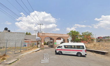 CASA EN CONDOMINIO CON POSESIÓN EN VENTA EN LA CALLE SAN FRANCISCO 109 EN EL CONJUNTO HABITACIONAL RINCONADA DE MORELIA