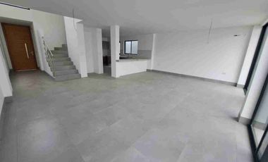 se vende Modelo Horizonte 2A en Urb La Costa*