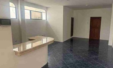 ALQUILER SUITE SIN AMOBLAR 2 AMBIENTES