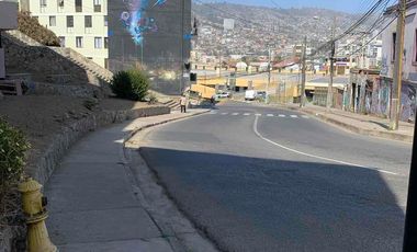 ARRIENDO LOFT CERRO BARON CENTRAL.