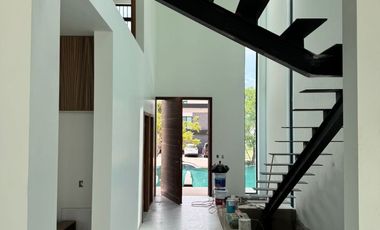 ROBLES RESIDENCIAL ( PROL MARIANO OTERO ) CASA DE ENSUEÑO LA MEJOR ZONA DE GDL