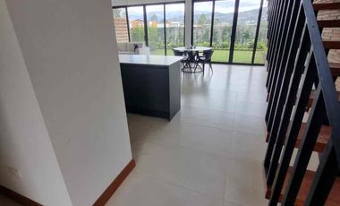 OPORTUNIDAD CASA DE VENTA TUMBACO