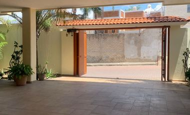CASA EN VENTA EN RANCHO EL CENTINELA