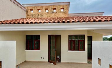 CASA EN VENTA EN RANCHO EL CENTINELA