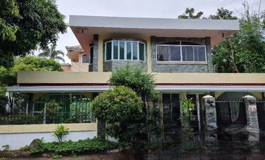 2-STOREY 4 BEDROOM HOUSE IN TAGAYTAY