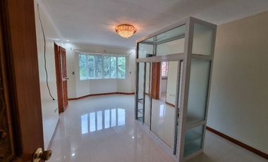 2-STOREY 4 BEDROOM HOUSE IN TAGAYTAY