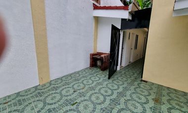 2-STOREY 4 BEDROOM HOUSE IN TAGAYTAY