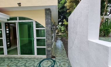 2-STOREY 4 BEDROOM HOUSE IN TAGAYTAY