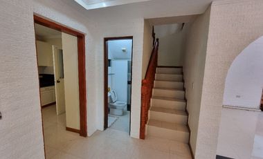 2-STOREY 4 BEDROOM HOUSE IN TAGAYTAY