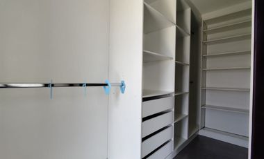 NAYON - RENTA /CASA DENTRO DE URBANIZACION