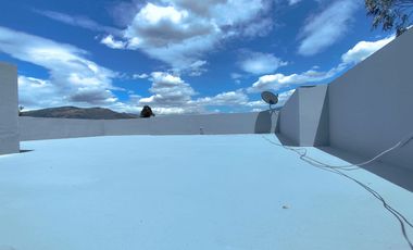 NAYON - RENTA /CASA DENTRO DE URBANIZACION