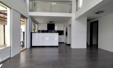 NAYON - RENTA /CASA DENTRO DE URBANIZACION