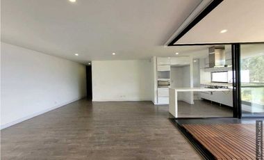 Apartamento con vista panorámica - Sabaneta Sector La Bahia