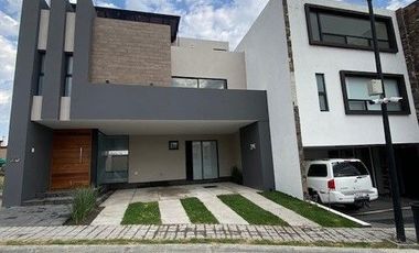 MAGNIFICA RESIDENCIA EN PARQUE NAYARIT - CASCATTA