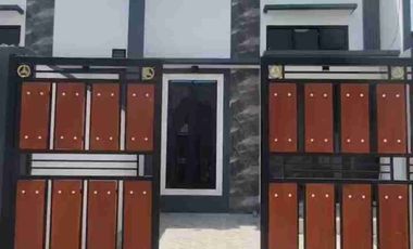 Rumah cantik Plafon tinggi wonsel Rungkut