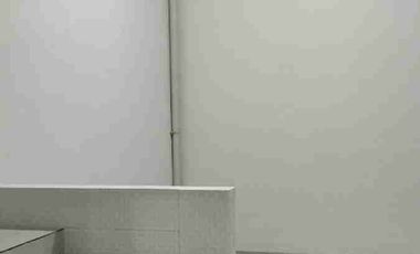 Rumah cantik Plafon tinggi wonsel Rungkut