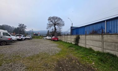 SE ARRIENDA AMPLIO TERRENO + CASA/OFICINA