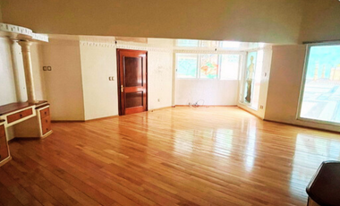 Casa en venta FUENTES DEL PEDREGAL  en cerrada y con jardín