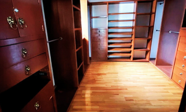 Casa en venta FUENTES DEL PEDREGAL  en cerrada y con jardín