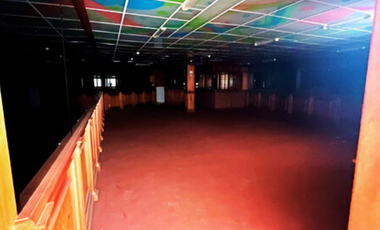 Casa en venta FUENTES DEL PEDREGAL  en cerrada y con jardín